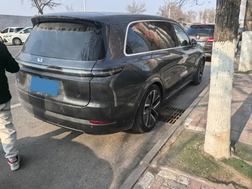 2022 Li L9 Range Extended 154HP REEV 42.6KWH,autocango,china used car exporter,china ev exporter,chinese used car exporter,chinese used ev exporter