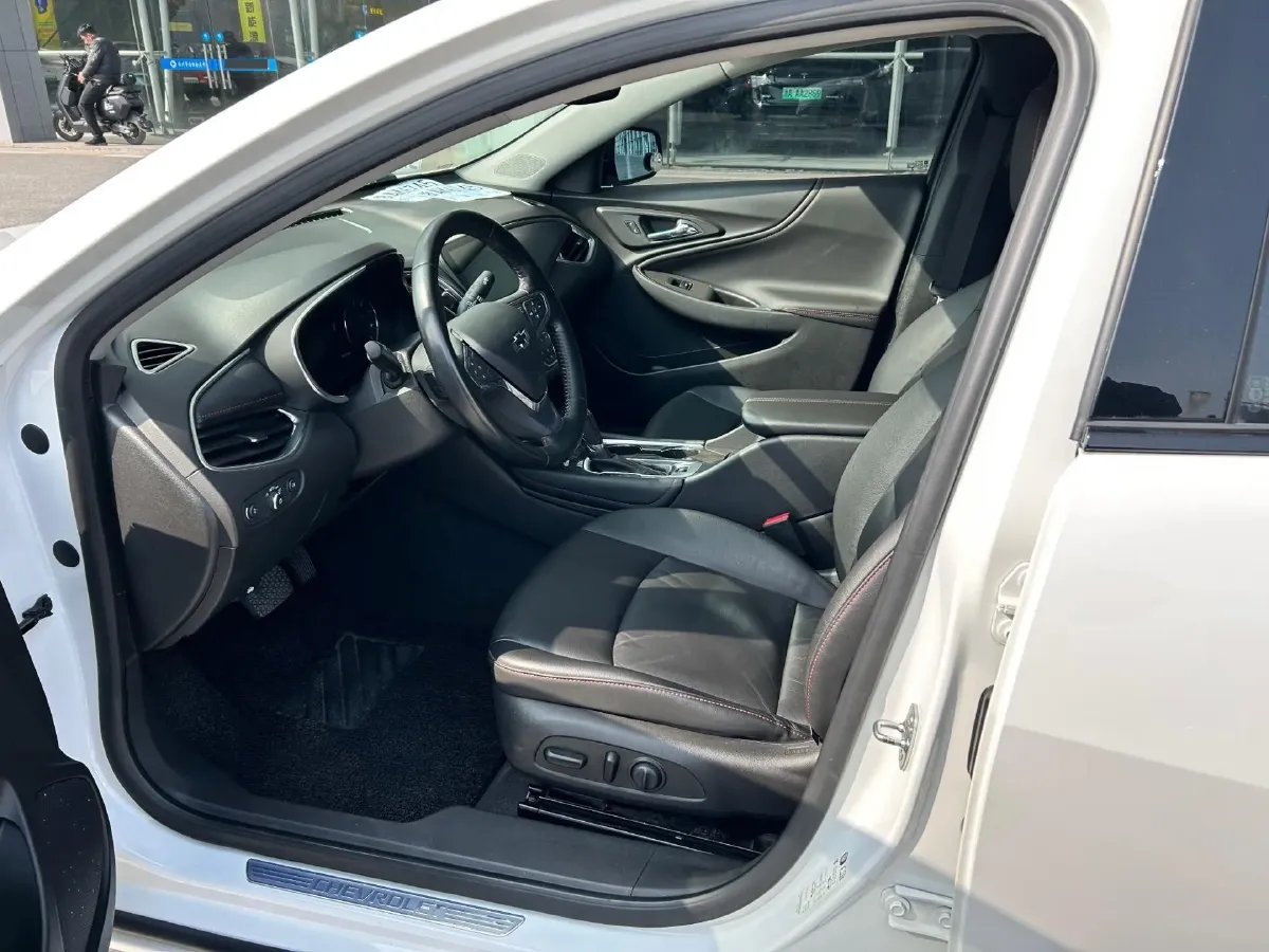 2019 Chevrolet Malibu XL 2.0T 241HP L4 9AT,autocango,china used car exporter,china ev exporter,chinese used car exporter,chinese used ev exporter