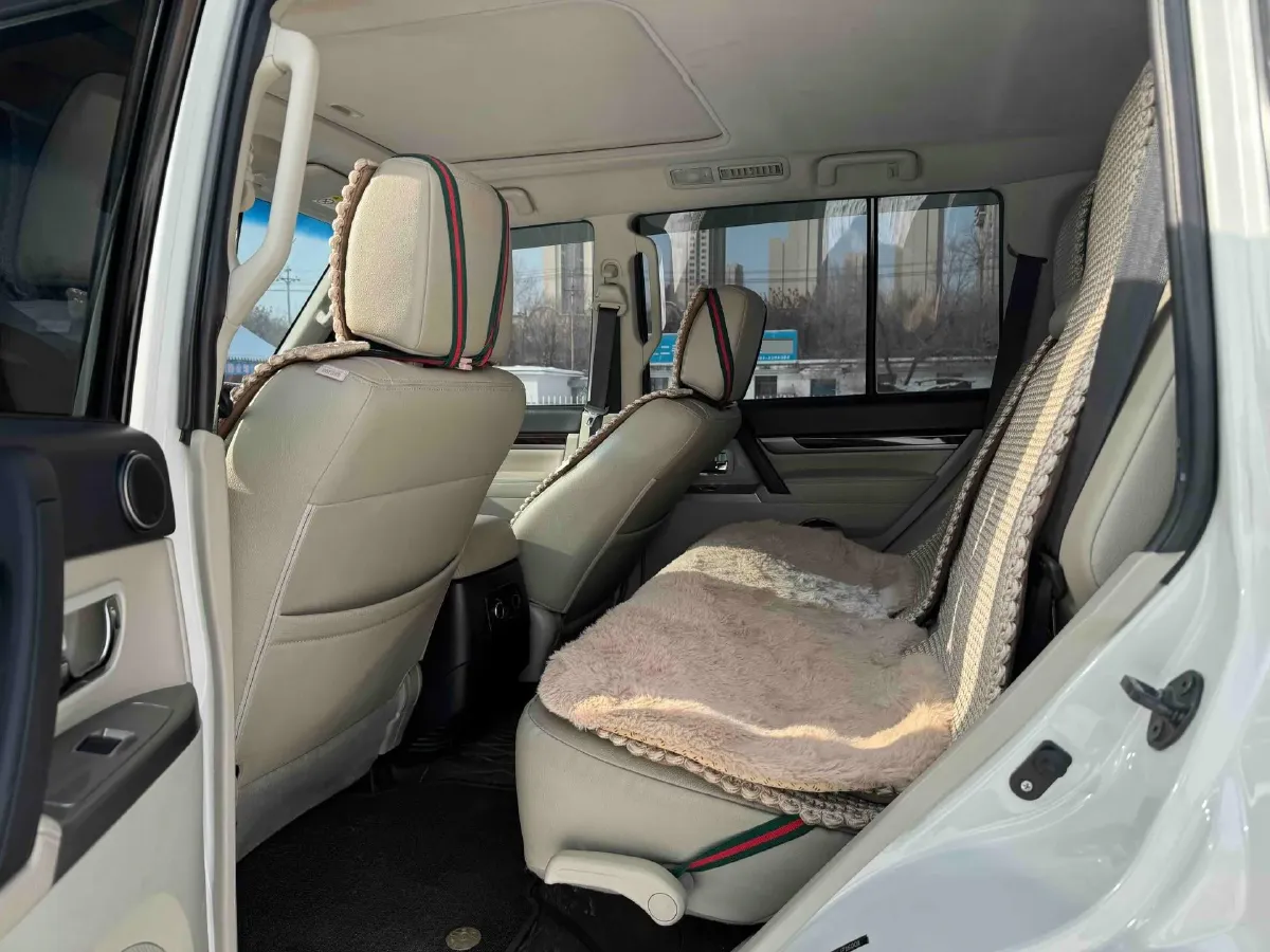 2018 Mitsubishi Pajero 3.0L 174HP V6 5AT,autocango,china used car exporter,china ev exporter,chinese used car exporter,chinese used ev exporter