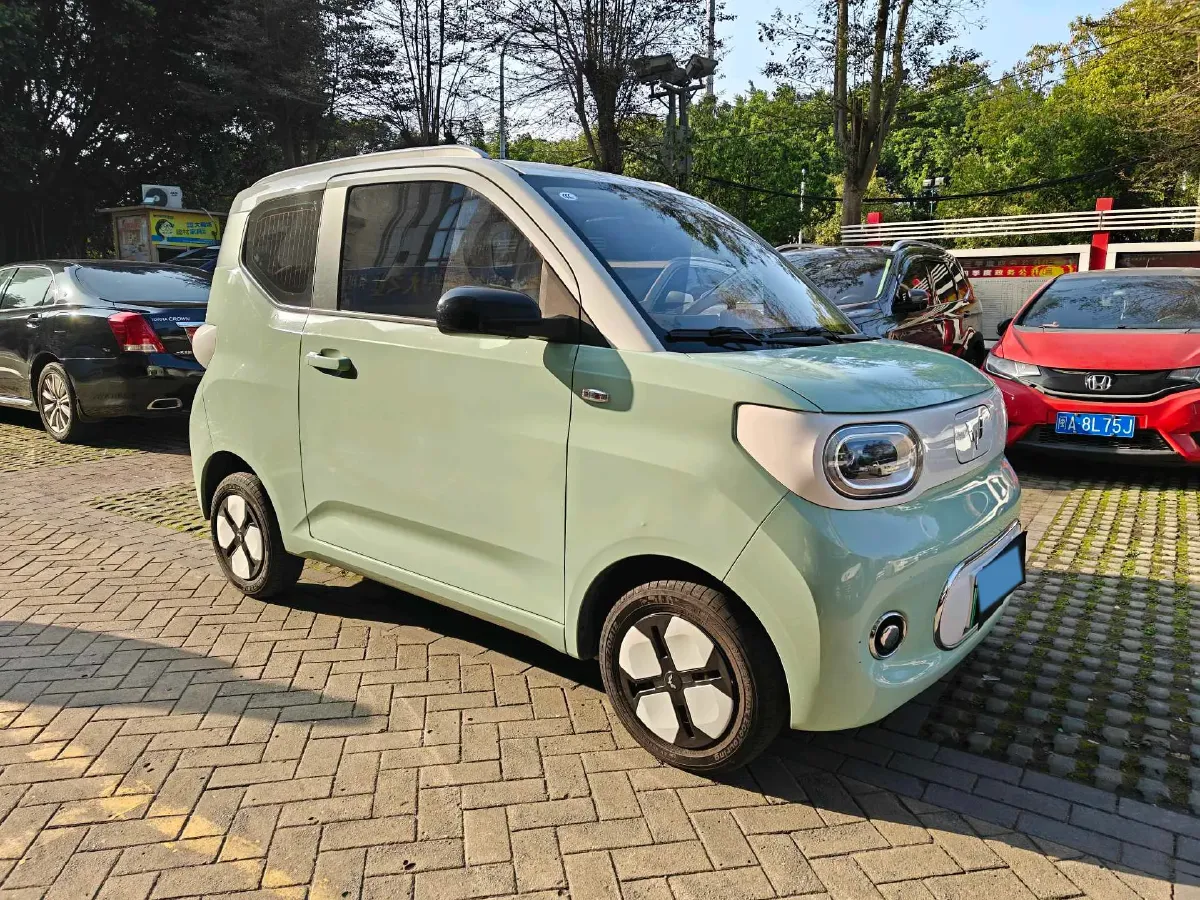 2024 WuLing HongGuang MINI EV BEV 17.3KWH,autocango,china used car exporter,china ev exporter,chinese used car exporter,chinese used ev exporter