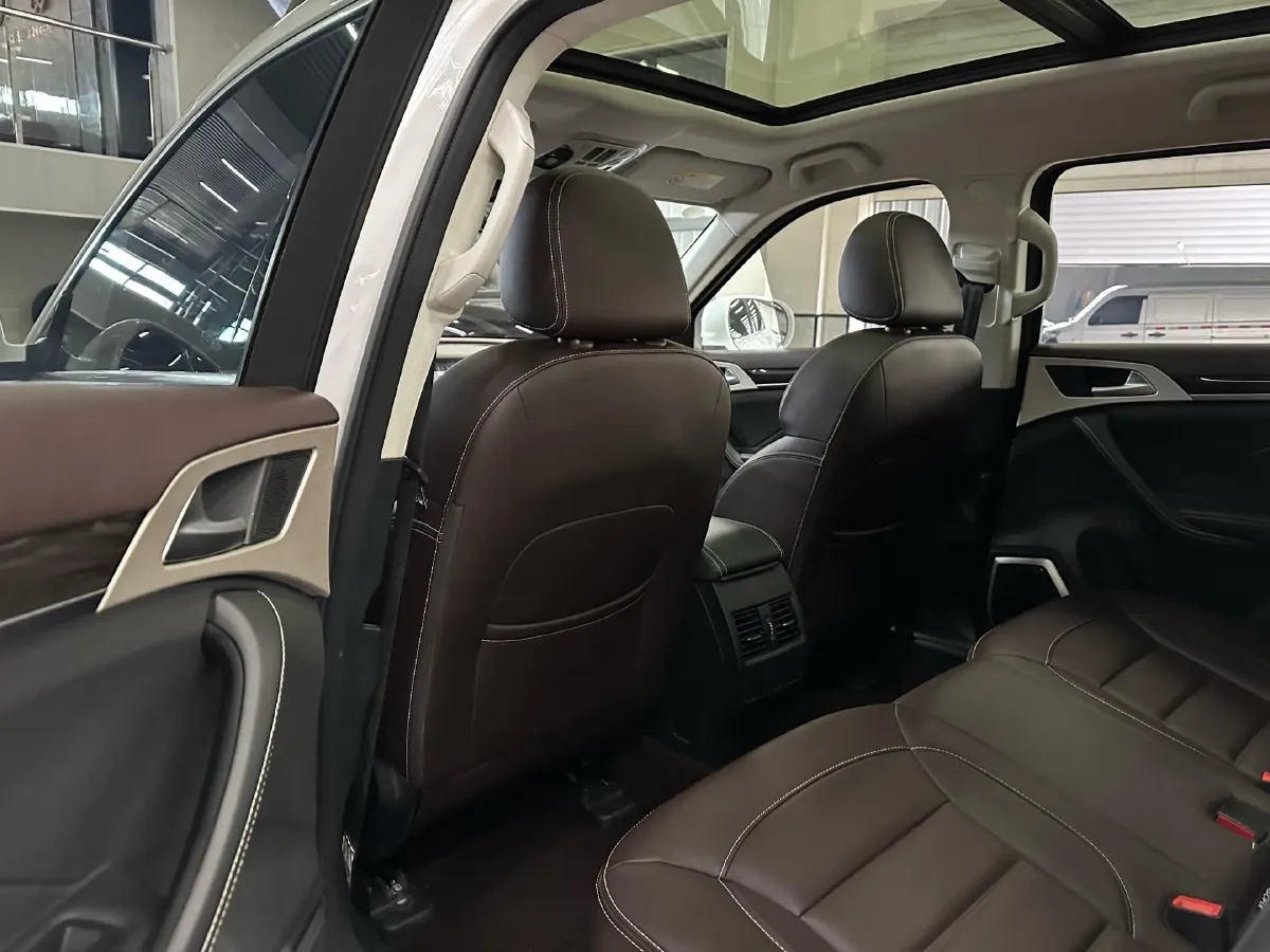 2021 Haval H7 2.0T 227HP L4 7DCT,autocango,china used car exporter,china ev exporter,chinese used car exporter,chinese used ev exporter