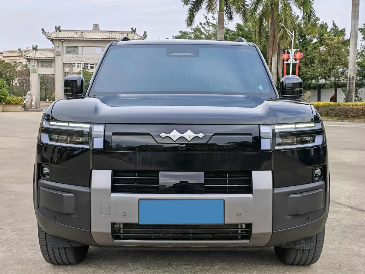 2025 FangChengBao Tai 7 1.5T 156HP L4 E-CVT PHEV,autocango,china used car exporter,china ev exporter,chinese used car exporter,chinese used ev exporter