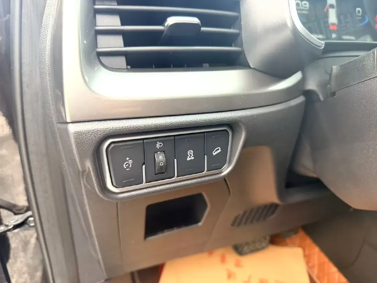 2023 Haval H6 1.5T 150HP L4 7DCT,autocango,china used car exporter,china ev exporter,chinese used car exporter,chinese used ev exporter