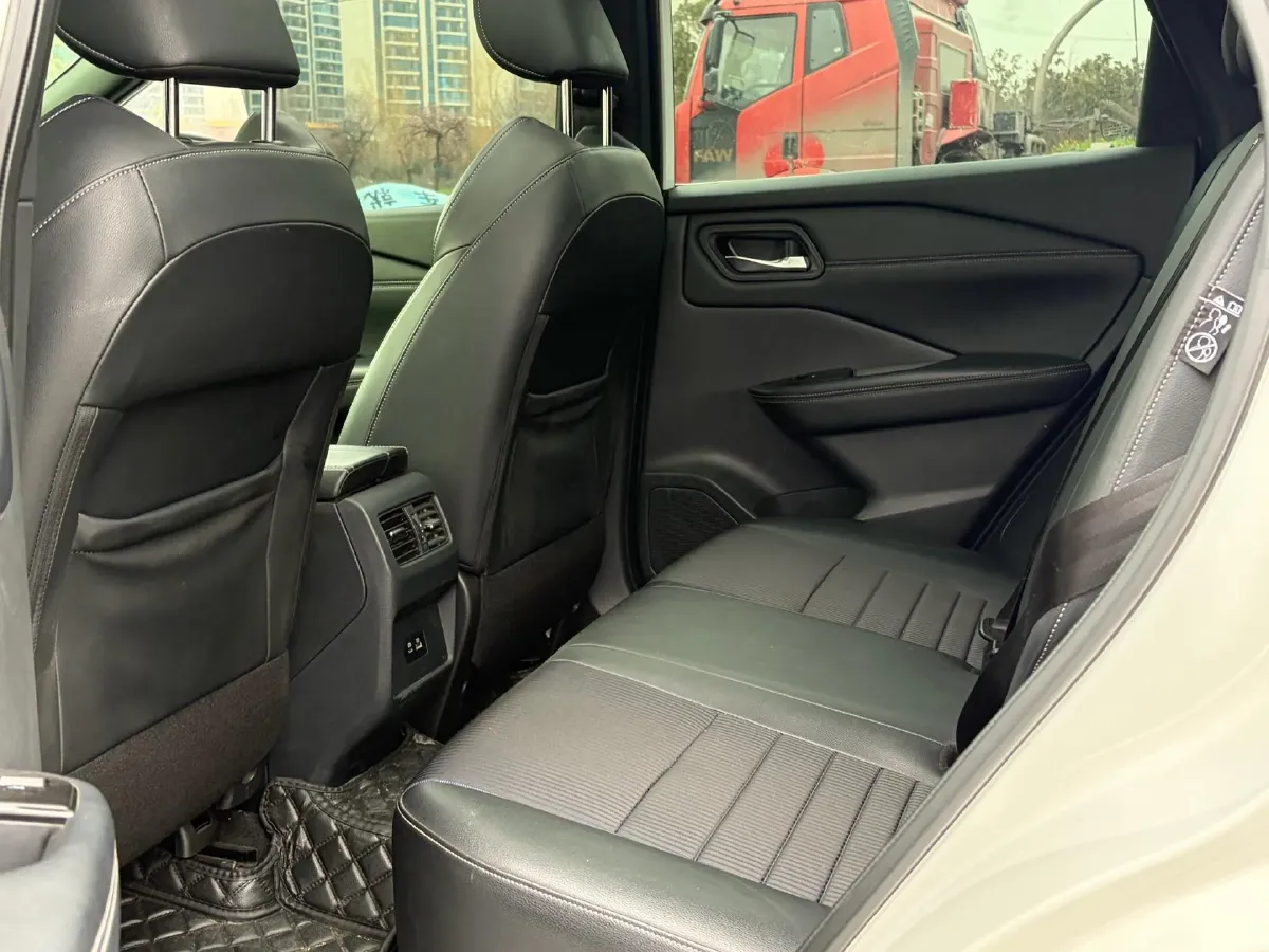 2023 Nissan Qashqai 1.3T 158HP L4 CVT,autocango,china used car exporter,china ev exporter,chinese used car exporter,chinese used ev exporter