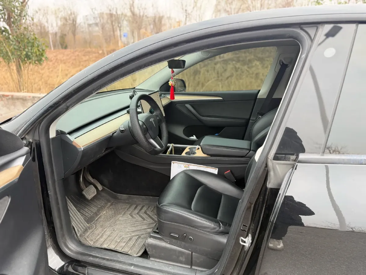 2022 Tesla Model Y BEV 60KWH,autocango,china used car exporter,china ev exporter,chinese used car exporter,chinese used ev exporter