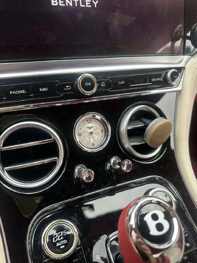 2024 Bentley Continental 4.0T 549HP V8 8DCT,autocango,china used car exporter,china ev exporter,chinese used car exporter,chinese used ev exporter