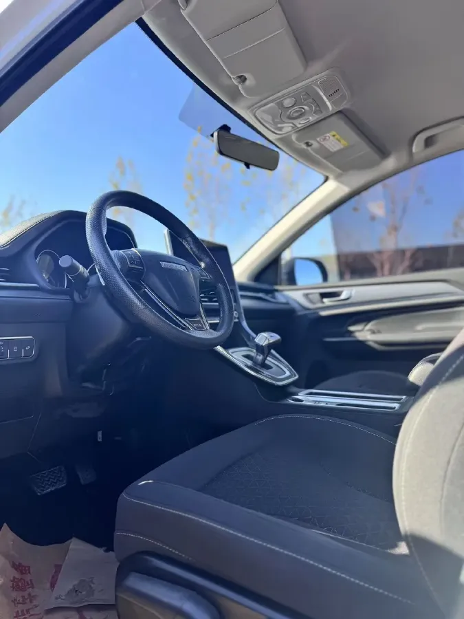 2022 Haval H6 1.5T 184HP L4 7DCT,autocango,china used car exporter,china ev exporter,chinese used car exporter,chinese used ev exporter