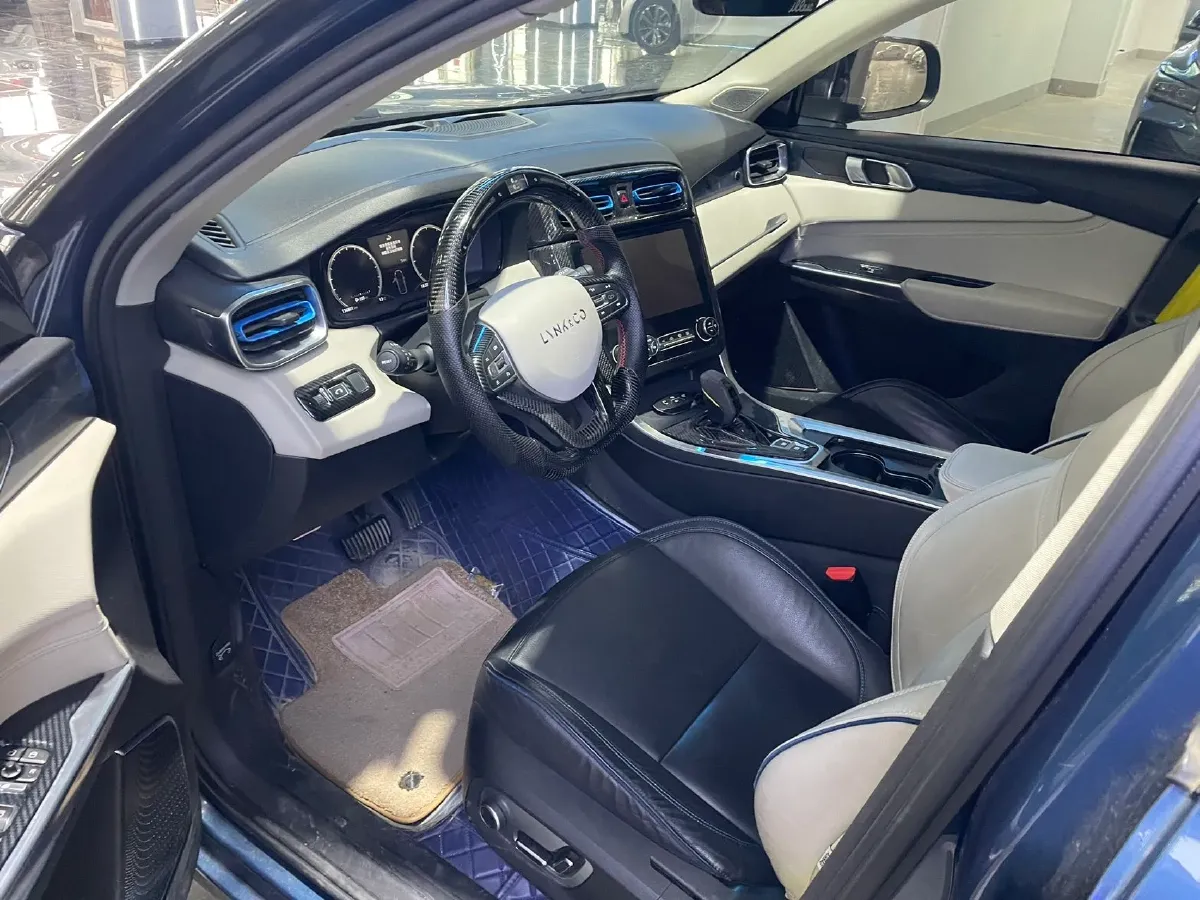 2018 Foton Tunland 2.0T 218HP L4 6AT,autocango,china used car exporter,china ev exporter,chinese used car exporter,chinese used ev exporter