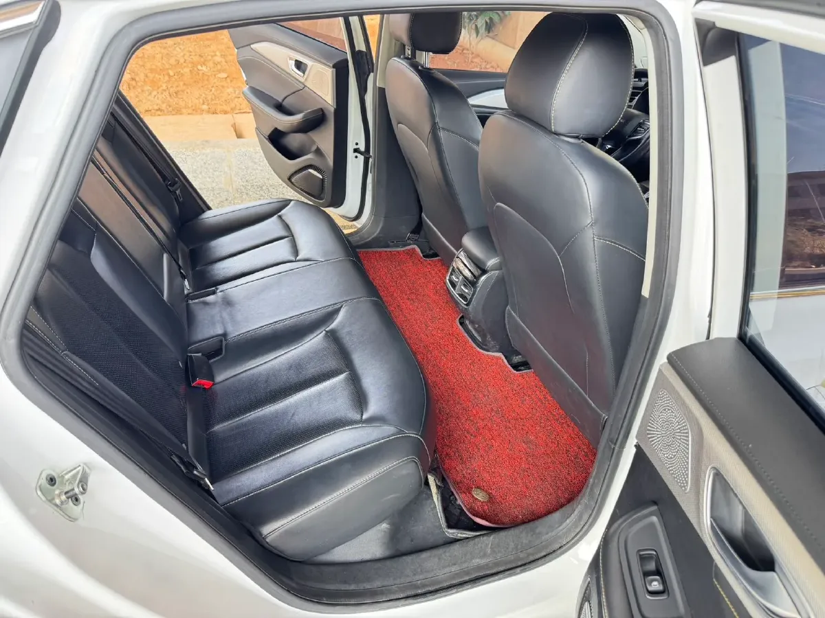 2021 Roewe RX5 1.5T 181HP L4 7DCT,autocango,china used car exporter,china ev exporter,chinese used car exporter,chinese used ev exporter