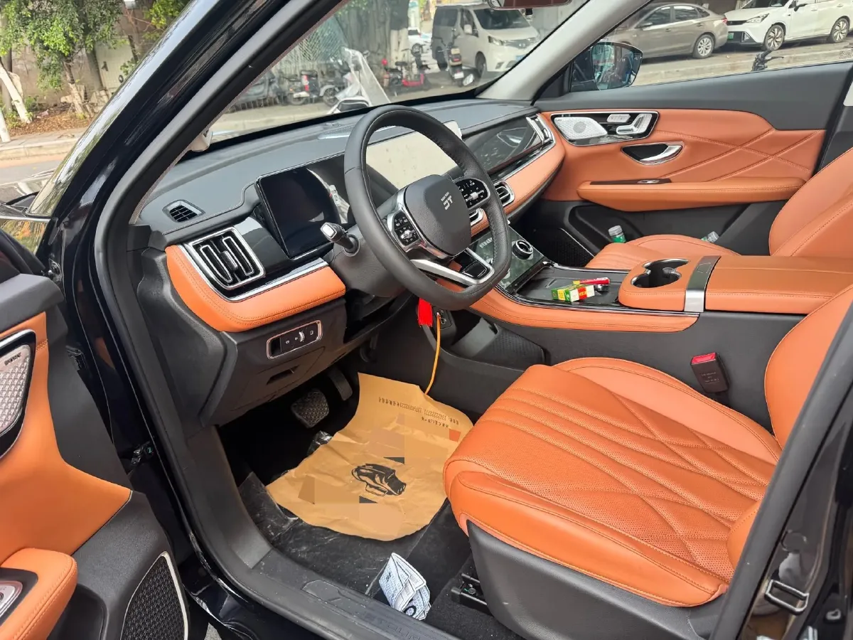 2024 Chery Tiggo8L 2.0T 254HP L4 8AT,autocango,china used car exporter,china ev exporter,chinese used car exporter,chinese used ev exporter