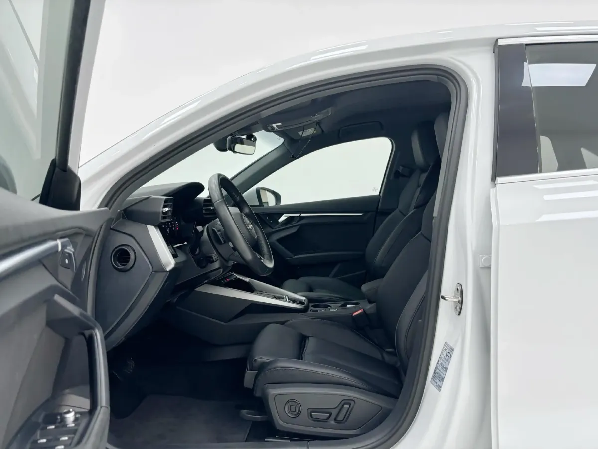 2021 Audi A3 1.4T 150HP L4 7DCT,autocango,china used car exporter,china ev exporter,chinese used car exporter,chinese used ev exporter