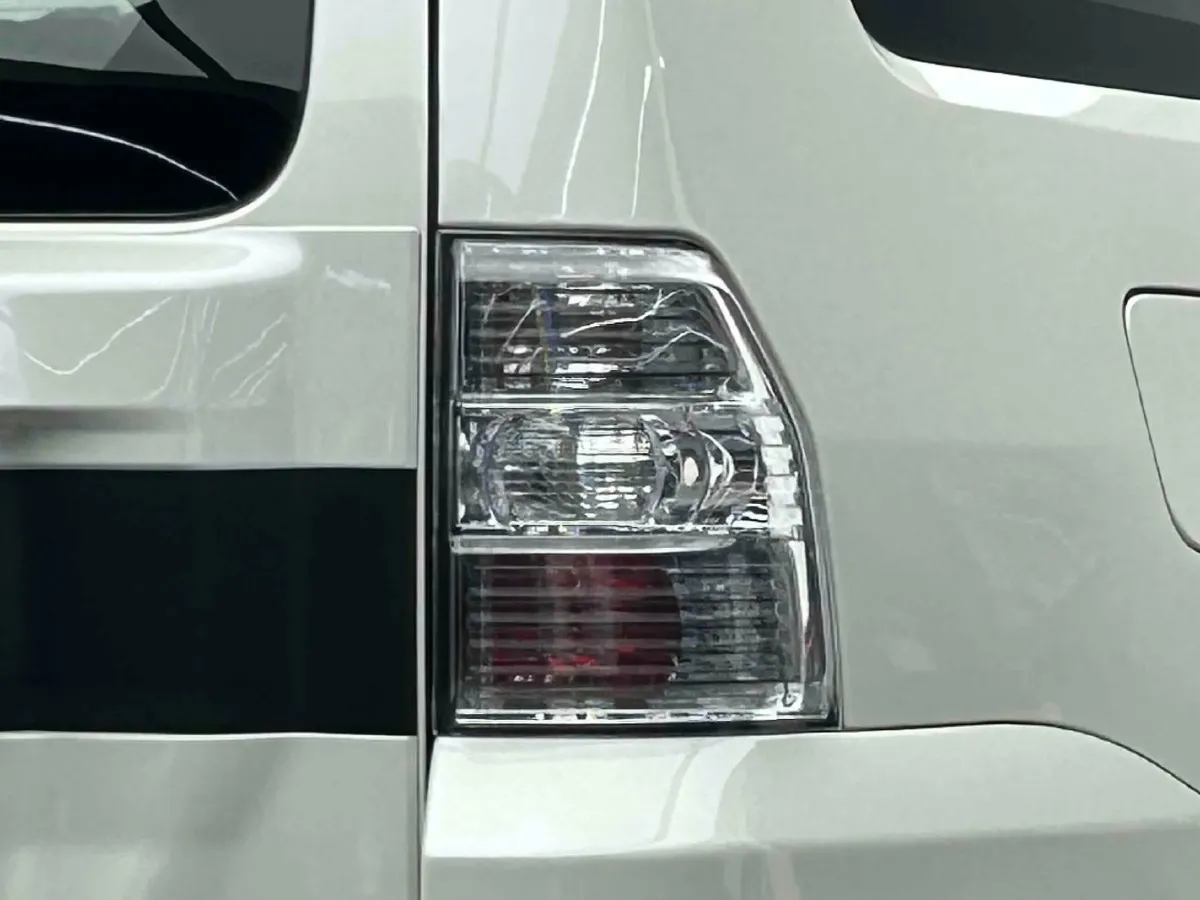 2018 Mitsubishi Pajero 3.0L 174HP V6 5AT,autocango,china used car exporter,china ev exporter,chinese used car exporter,chinese used ev exporter