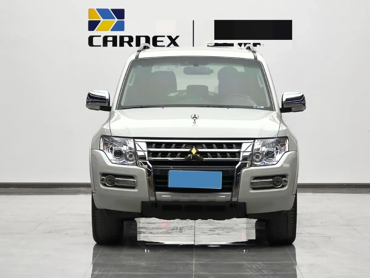 2018 Mitsubishi Pajero 3.0L 174HP V6 5AT,autocango,china used car exporter,china ev exporter,chinese used car exporter,chinese used ev exporter