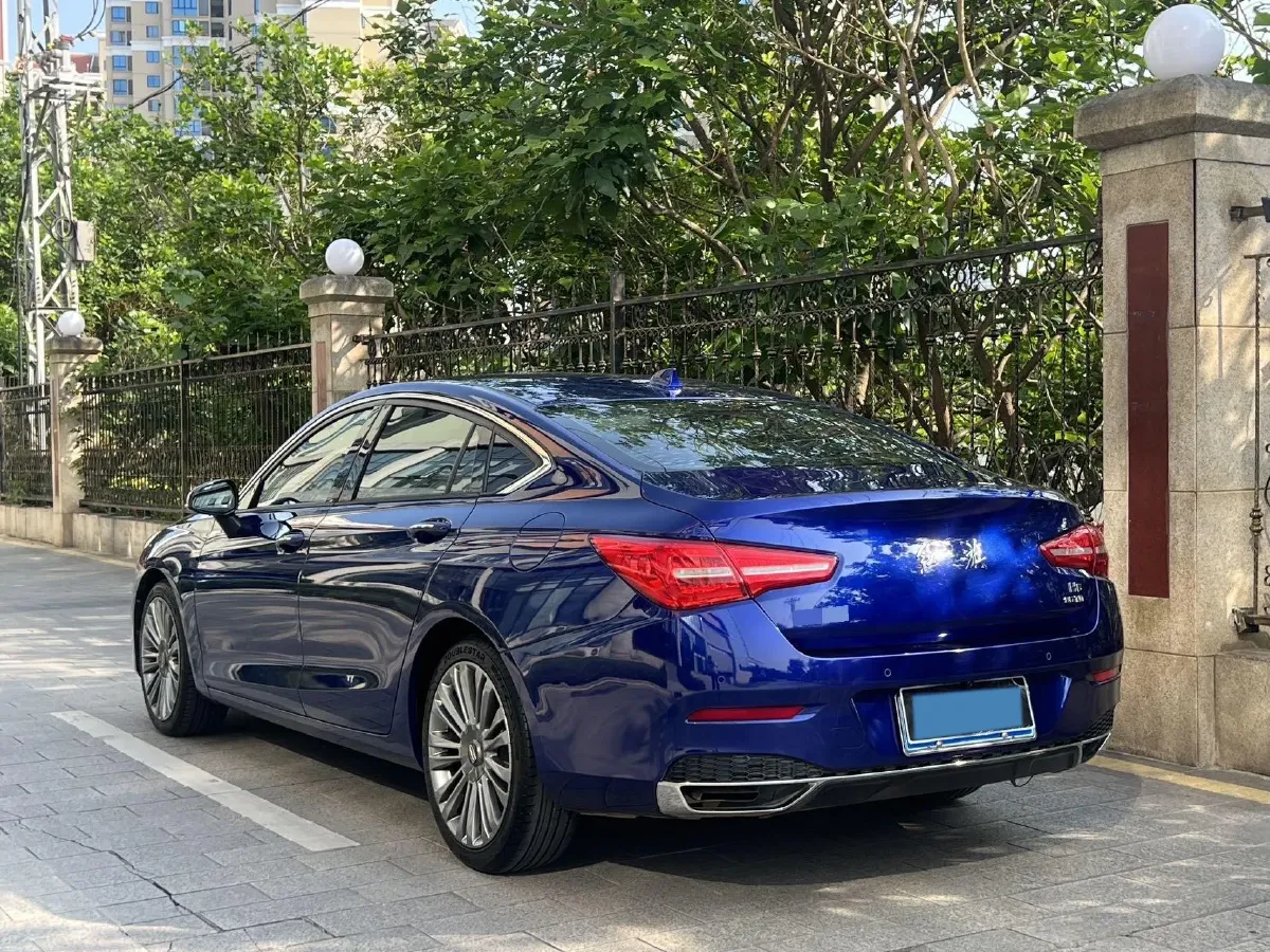 2020 HongQi H5 1.8T 197HP L4 6AT,autocango,china used car exporter,china ev exporter,chinese used car exporter,chinese used ev exporter