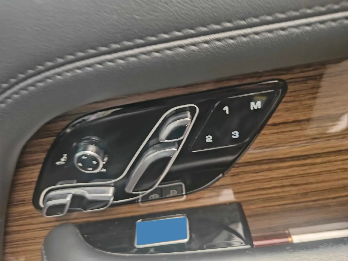 2018 Land Rover Range Rover Evoque 2.0T 241HP L4 9AT,autocango,china used car exporter,china ev exporter,chinese used car exporter,chinese used ev exporter