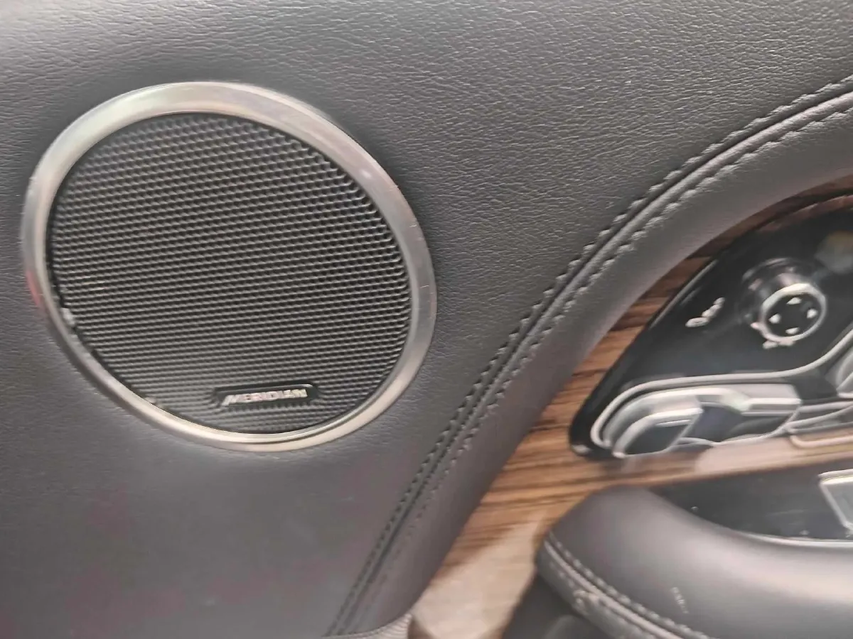 2018 Land Rover Range Rover Evoque 2.0T 241HP L4 9AT,autocango,china used car exporter,china ev exporter,chinese used car exporter,chinese used ev exporter