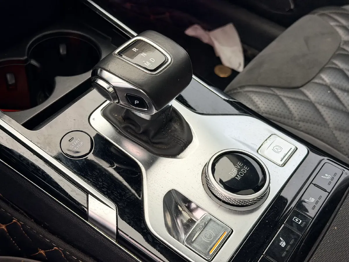 2019 HongQi HS5 2.0T 224HP L4 6AT,autocango,china used car exporter,china ev exporter,chinese used car exporter,chinese used ev exporter