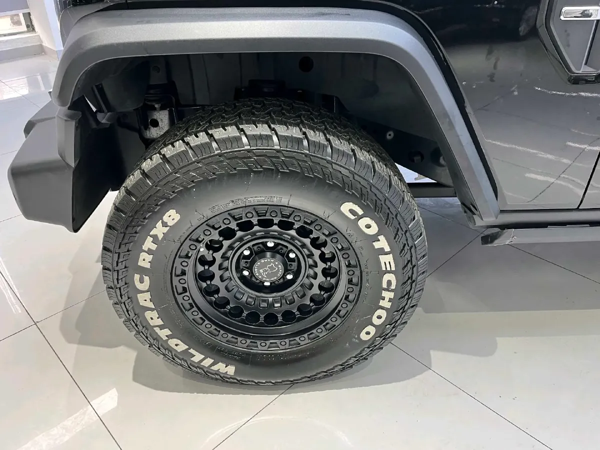 2024 212 212 T01 2.0T 252HP L4 8AT,autocango,china used car exporter,china ev exporter,chinese used car exporter,chinese used ev exporter