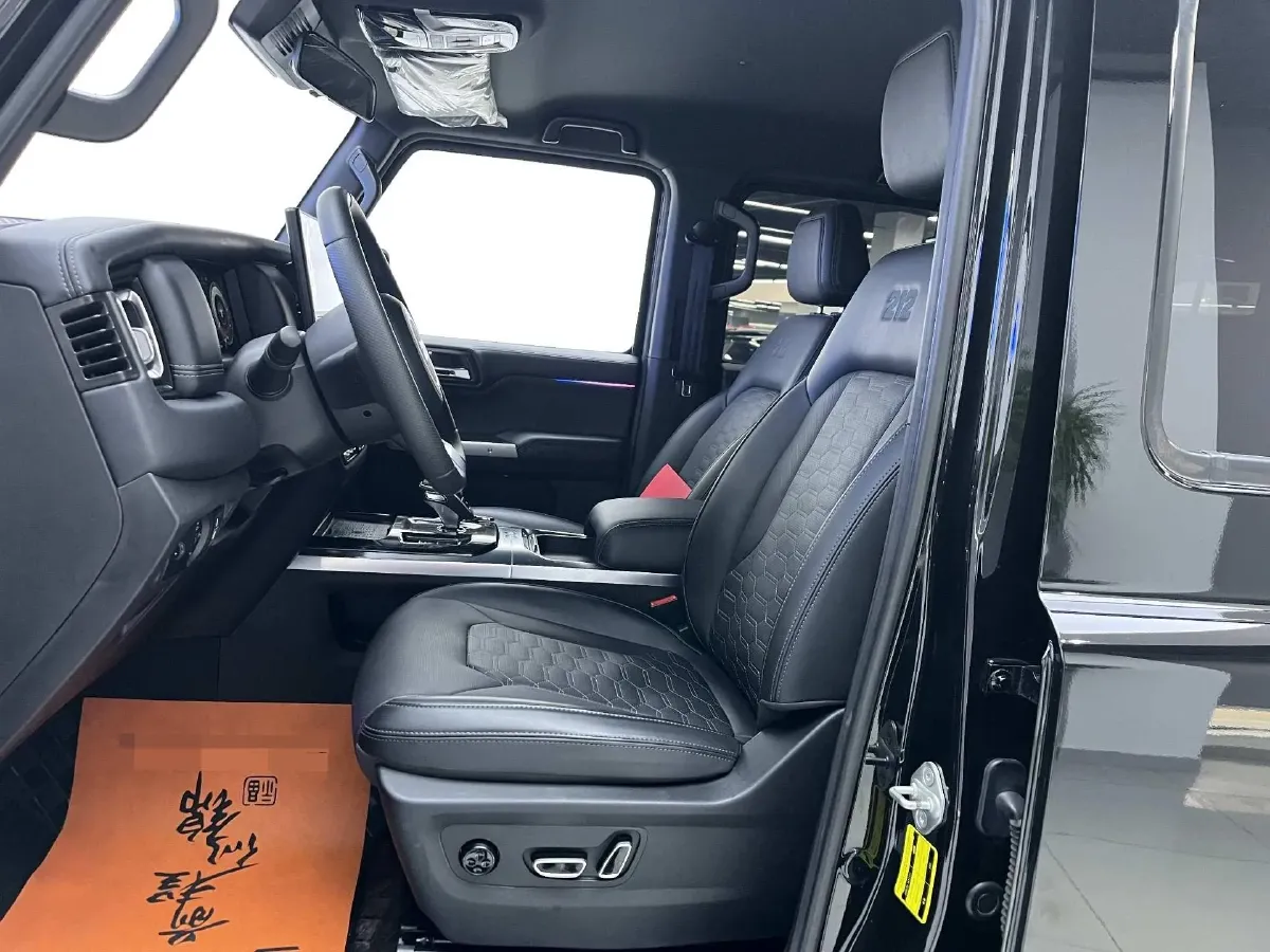 2024 212 212 T01 2.0T 252HP L4 8AT,autocango,china used car exporter,china ev exporter,chinese used car exporter,chinese used ev exporter