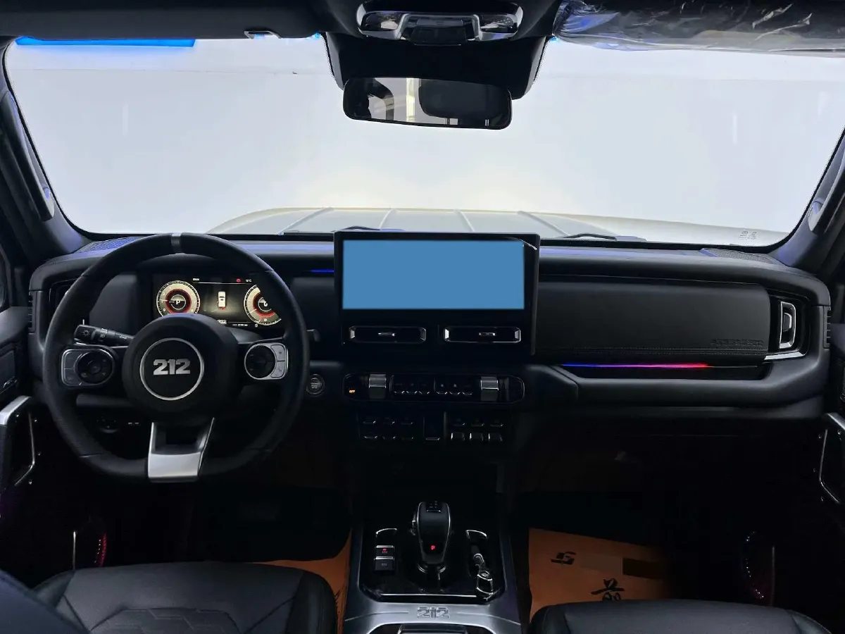 2024 212 212 T01 2.0T 252HP L4 8AT,autocango,china used car exporter,china ev exporter,chinese used car exporter,chinese used ev exporter