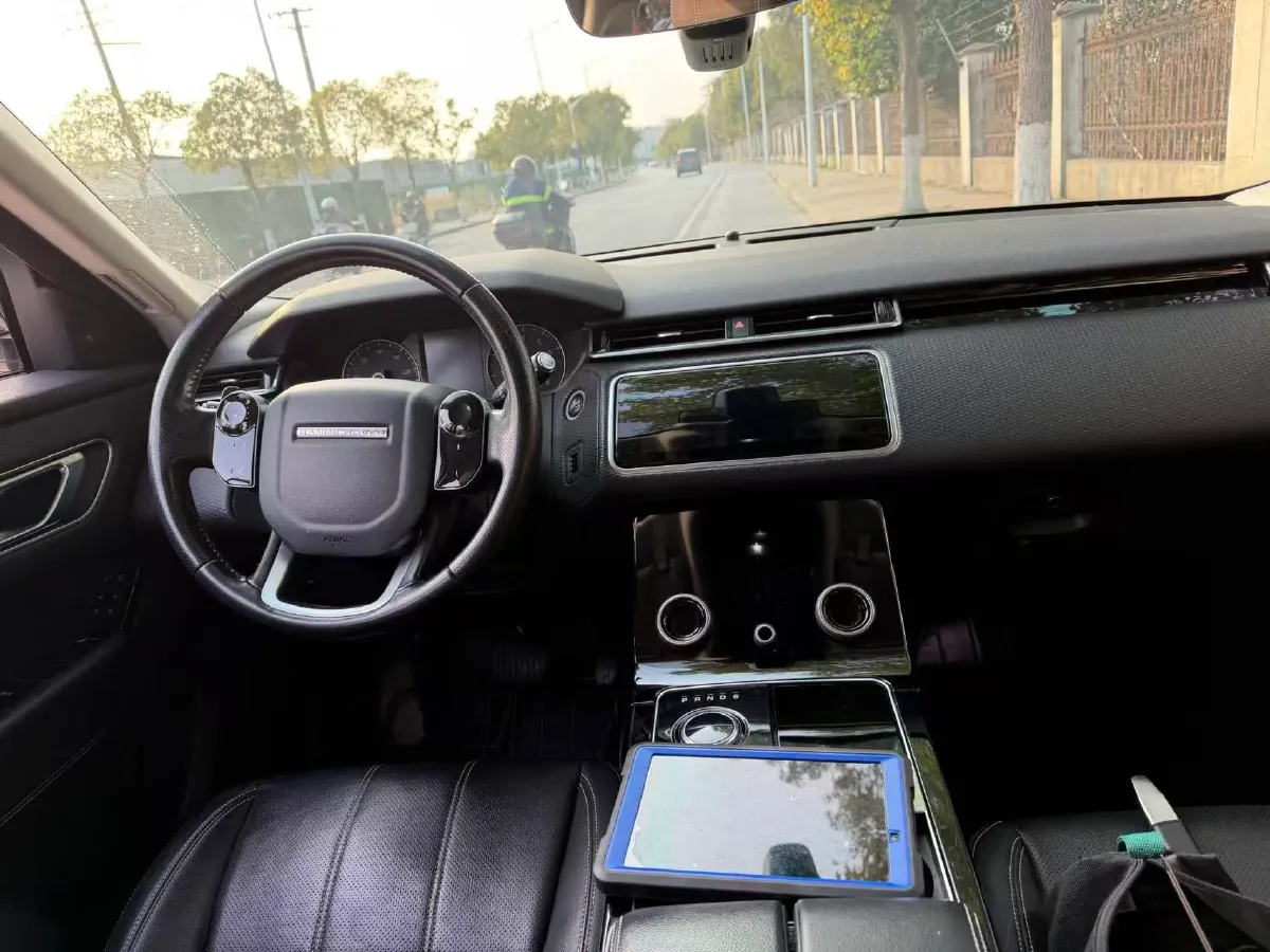 2018 Land Rover Range Rover Velar 3.0T 380HP V6 8AT,autocango,china used car exporter,china ev exporter,chinese used car exporter,chinese used ev exporter