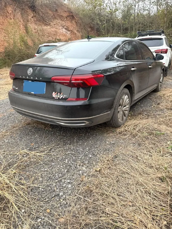 2020 Volkswagen Passat 2.0T 186HP L4 7DCT,autocango,china used car exporter,china ev exporter,chinese used car exporter,chinese used ev exporter