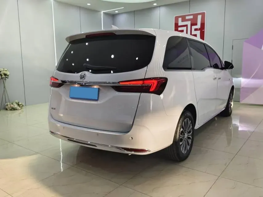 2023 Buick GL8 2.0T 237HP L4 9AT,autocango,china used car exporter,china ev exporter,chinese used car exporter,chinese used ev exporter
