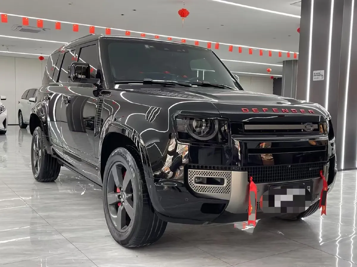 2023 Land Rover Defender 3.0T 400HP L6 8AT,autocango,china used car exporter,china ev exporter,chinese used car exporter,chinese used ev exporter