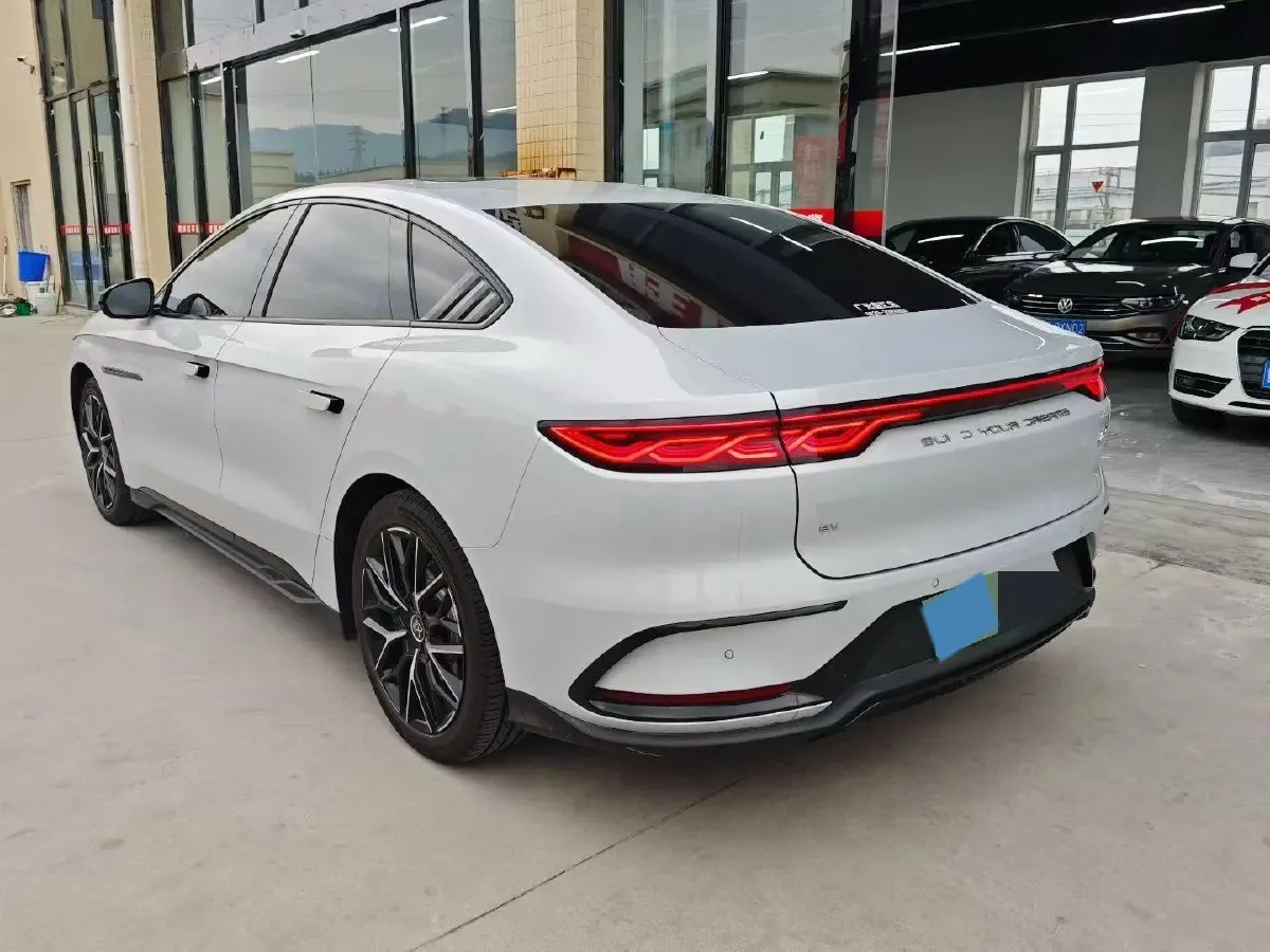 2024 BYD Han BEV 60.48KWH,autocango,china used car exporter,china ev exporter,chinese used car exporter,chinese used ev exporter