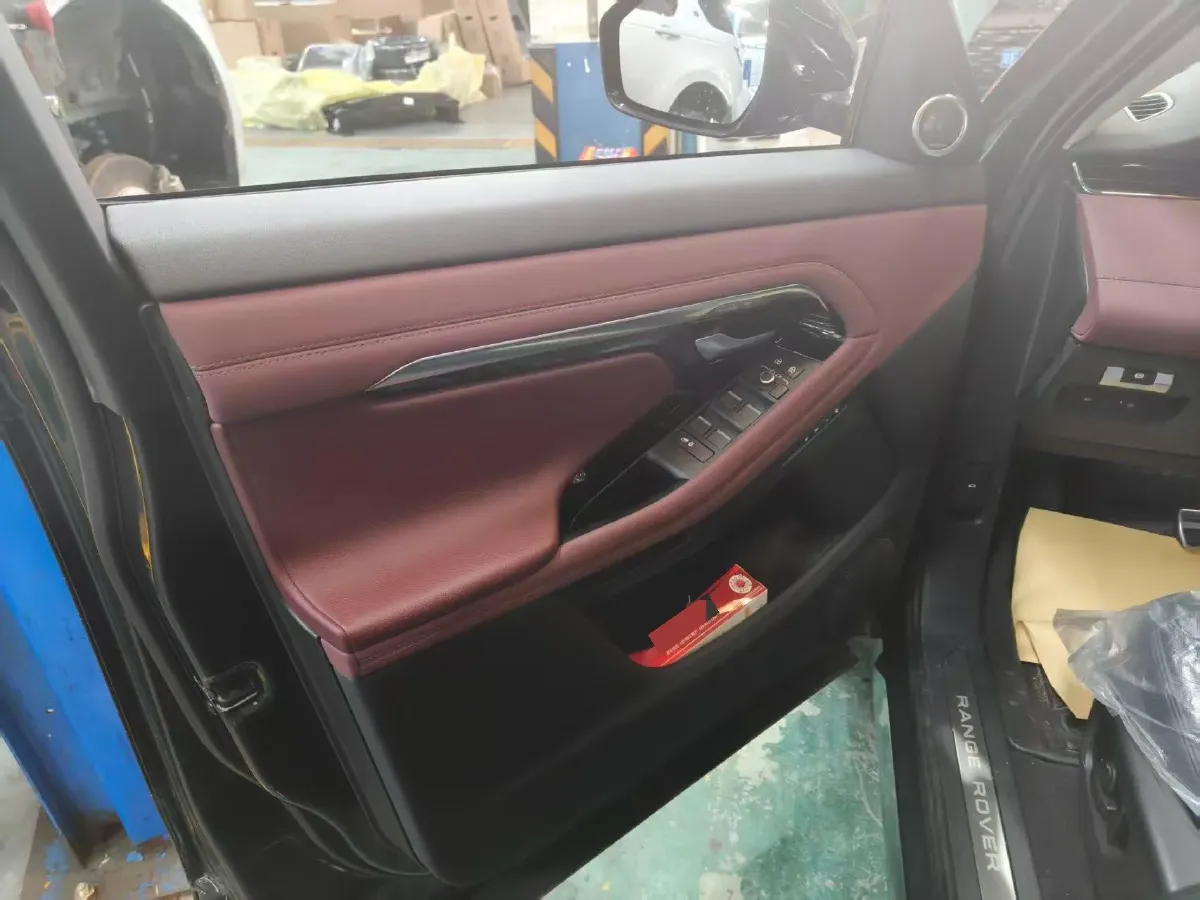 2023 Land Rover Range Rover Evoque 2.0T 249HP L4 9AT,autocango,china used car exporter,china ev exporter,chinese used car exporter,chinese used ev exporter