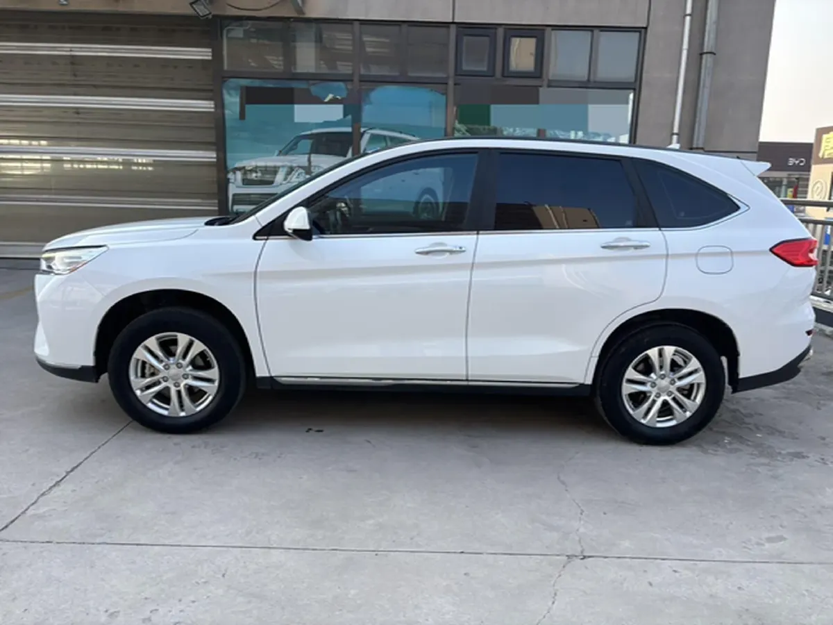 2021 Haval M6 1.5T 150HP L4 6MT,autocango,china used car exporter,china ev exporter,chinese used car exporter,chinese used ev exporter