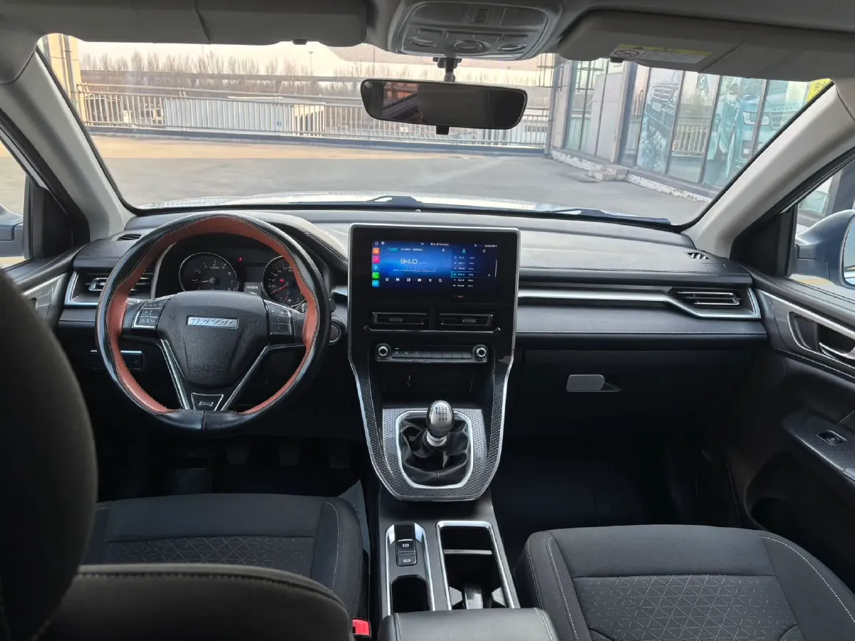 2021 Haval M6 1.5T 150HP L4 6MT,autocango,china used car exporter,china ev exporter,chinese used car exporter,chinese used ev exporter