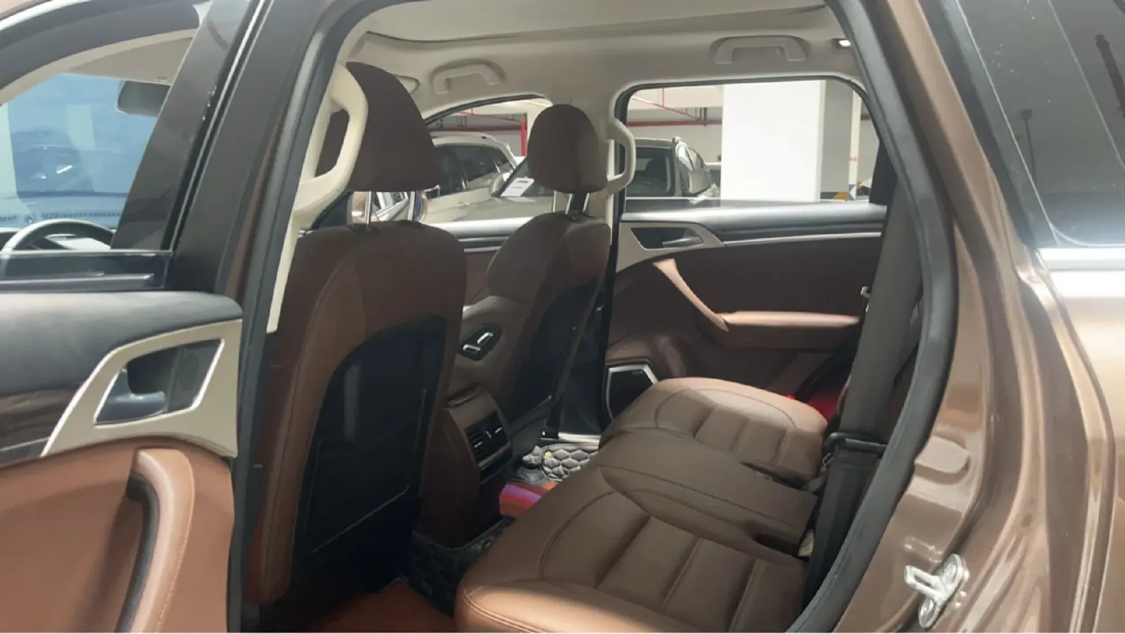 2017 Haval H7 2.0T 231HP L4 6DCT,autocango,china used car exporter,china ev exporter,chinese used car exporter,chinese used ev exporter