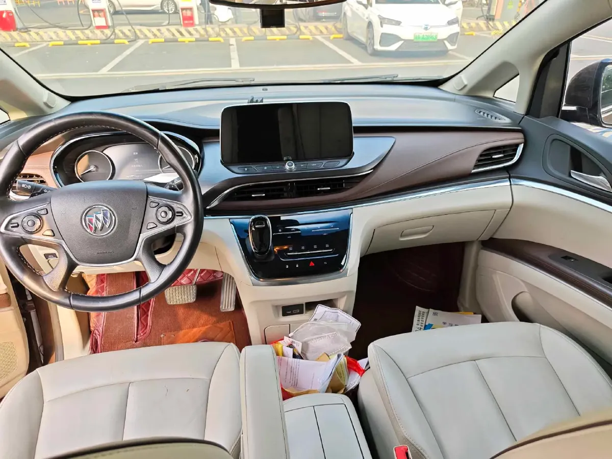 2021 Buick GL8 2.0T 237HP L4 9AT,autocango,china used car exporter,china ev exporter,chinese used car exporter,chinese used ev exporter