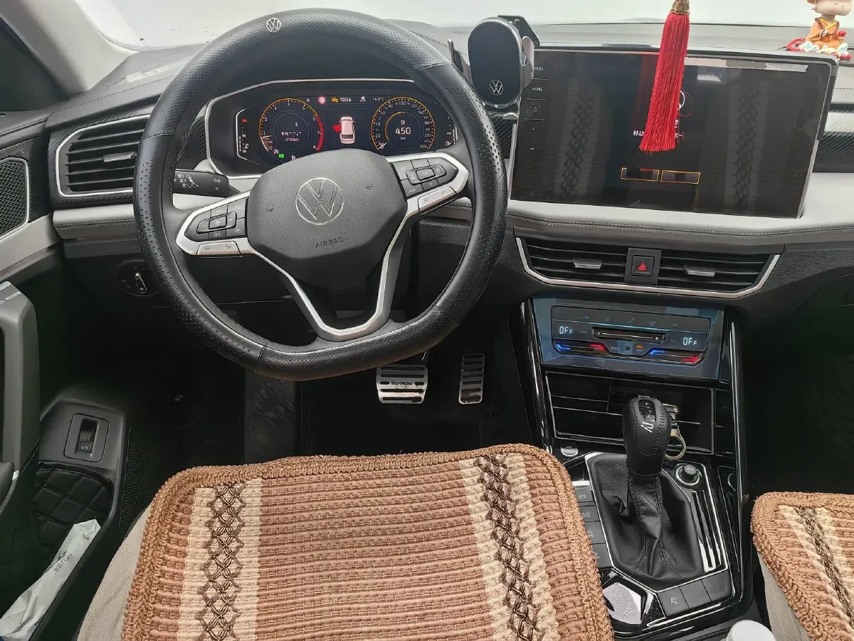 2024 Volkswagen Tayron 2.0T 186HP L4 7DCT,autocango,china used car exporter,china ev exporter,chinese used car exporter,chinese used ev exporter