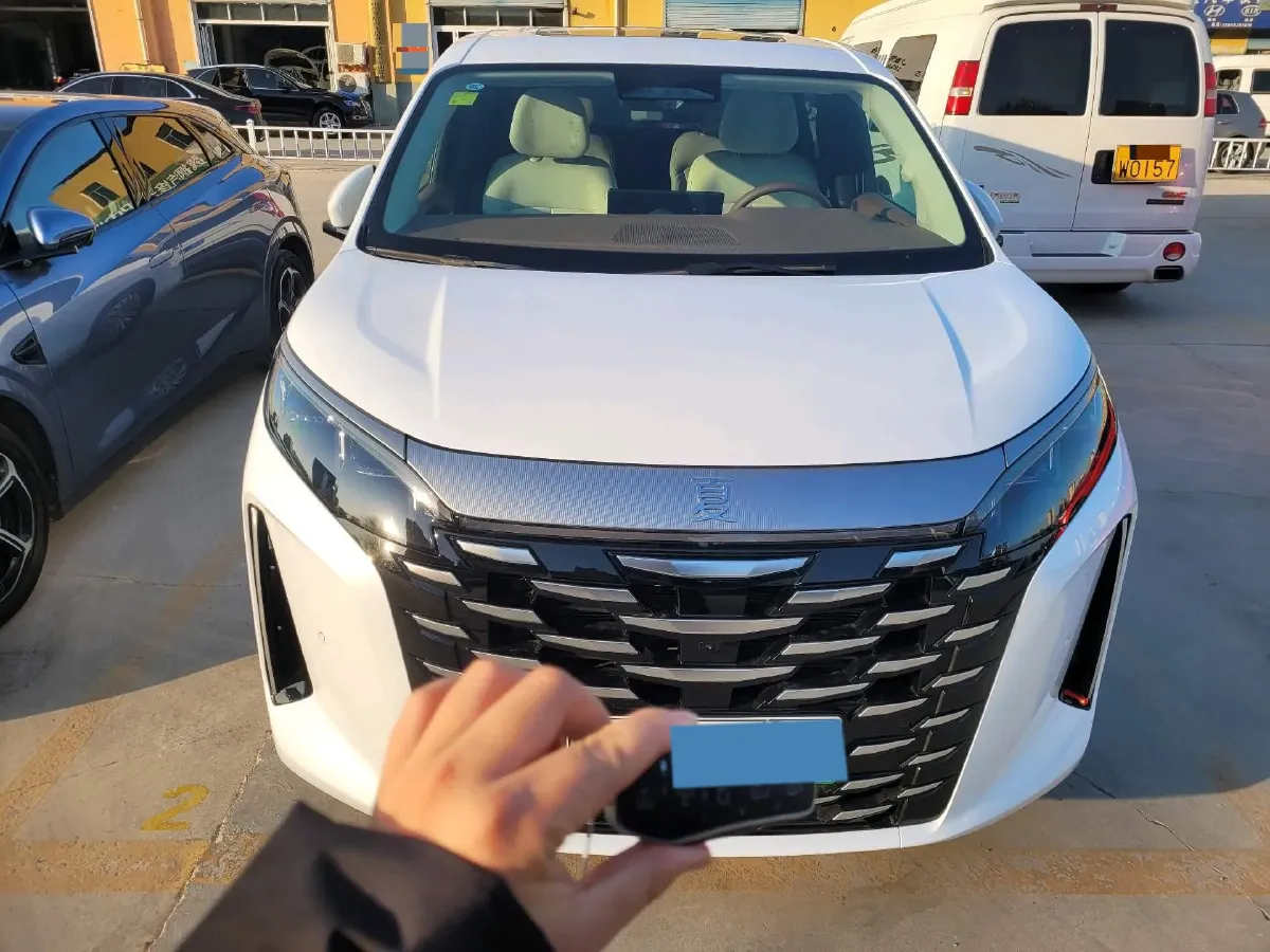 2025 BYD Xia 1.5T 156HP L4 E-CVT PHEV 36.6KWH,autocango,china used car exporter,china ev exporter,chinese used car exporter,chinese used ev exporter