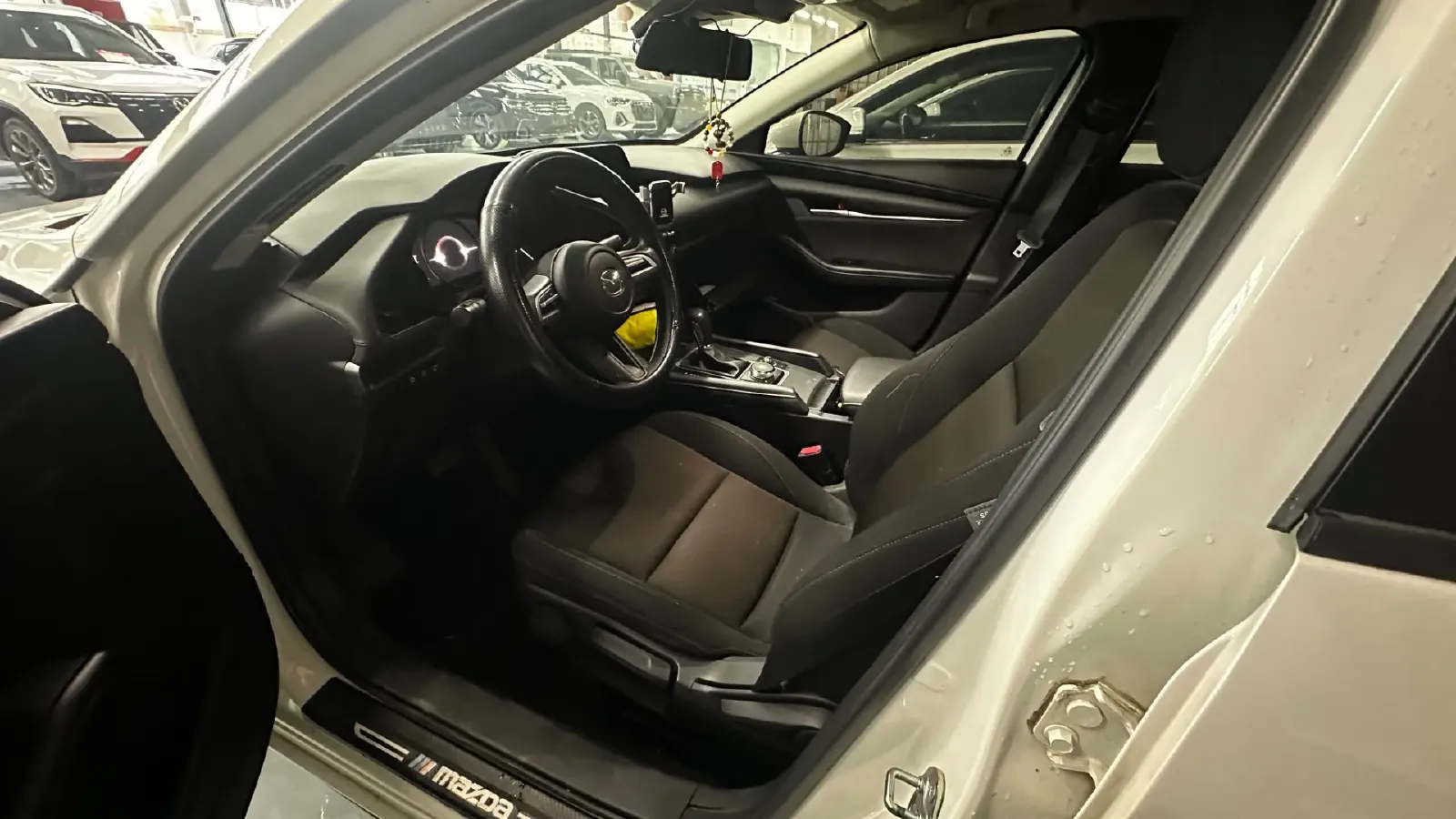 2021 Mazda 3 Axela 1.5L 117HP L4 6AT,autocango,china used car exporter,china ev exporter,chinese used car exporter,chinese used ev exporter