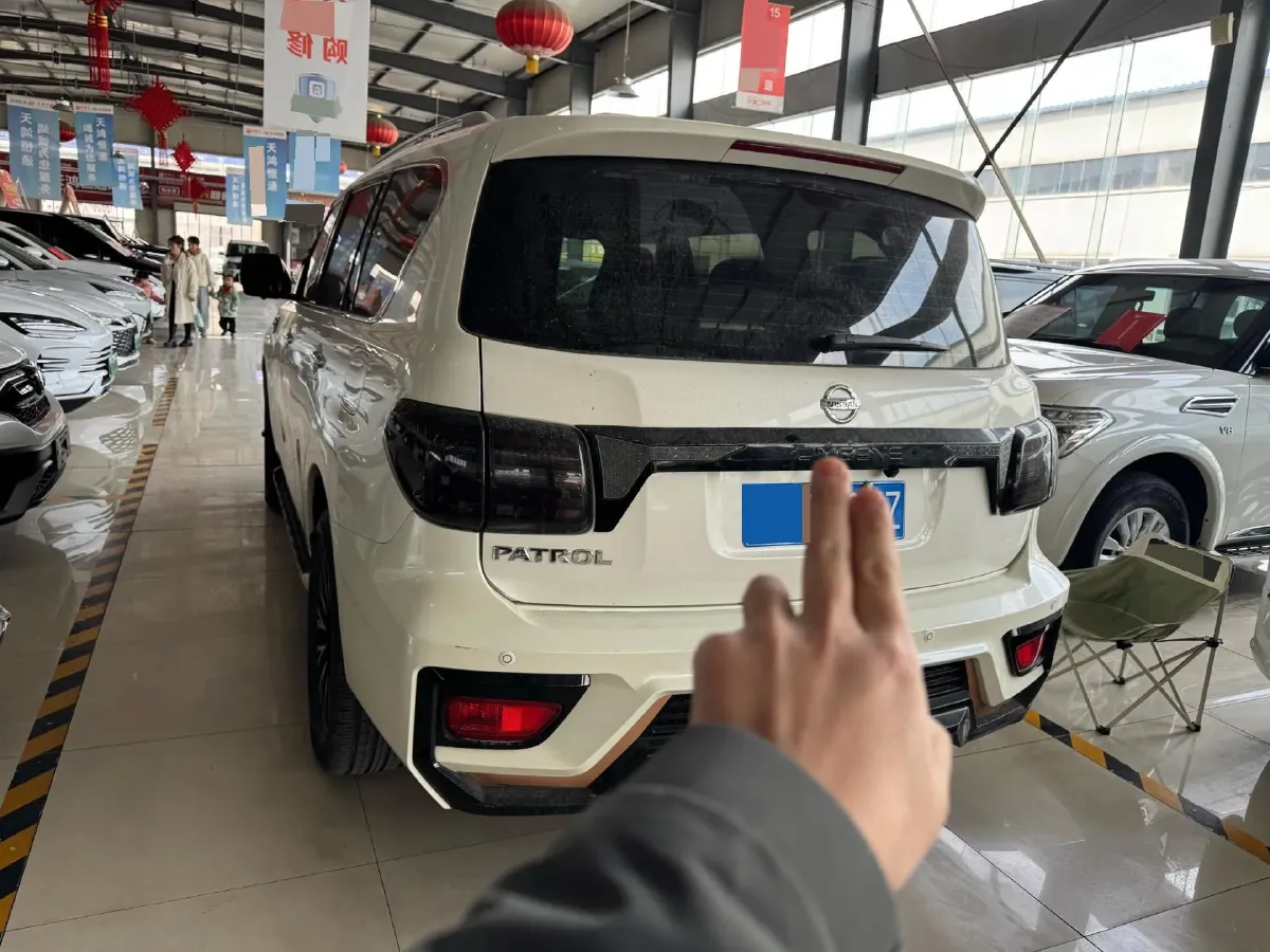 2018 Nissan Patrol 4.0L 279HP V6 7AT,autocango,china used car exporter,china ev exporter,chinese used car exporter,chinese used ev exporter
