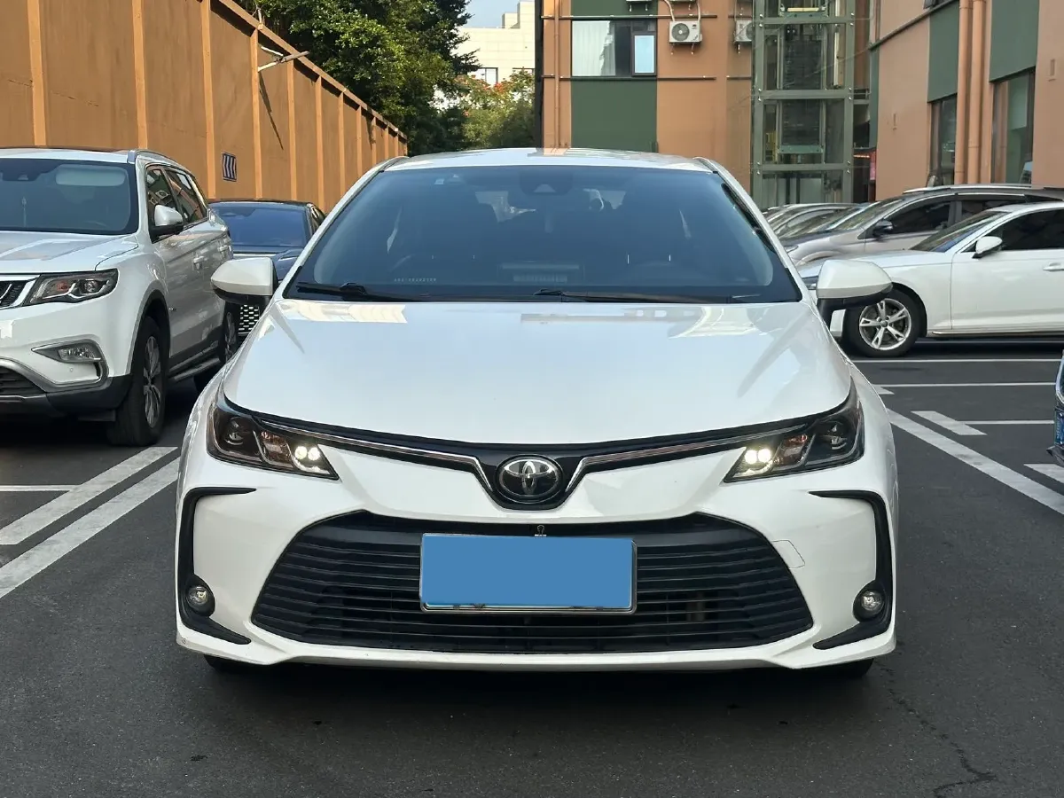 2019 Toyota Corolla 1.2T 116HP L4 CVT,autocango,china used car exporter,china ev exporter,chinese used car exporter,chinese used ev exporter