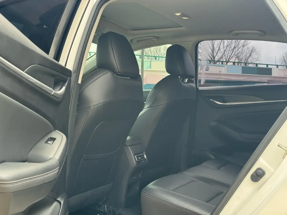 2022 ChangAn Eado 1.6L 128HP L4 CVT,autocango,china used car exporter,china ev exporter,chinese used car exporter,chinese used ev exporter