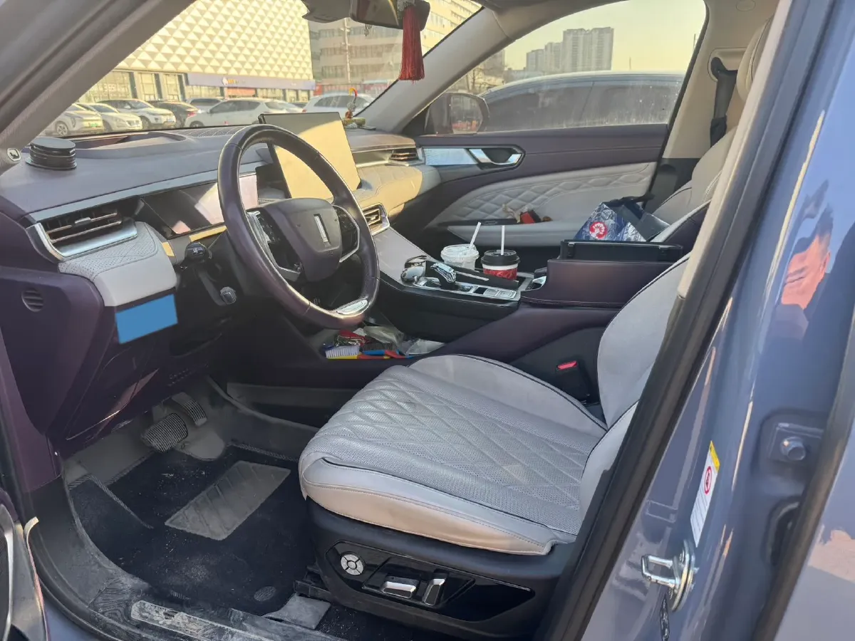 2022 WEY Latte DHT 1.5T 156HP L4 2DHT Hybrid,autocango,china used car exporter,china ev exporter,chinese used car exporter,chinese used ev exporter