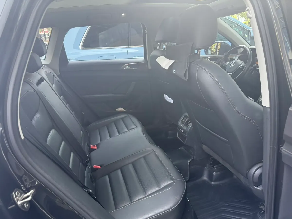 2021 Volkswagen Tharu 1.4T 150HP L4 7DCT,autocango,china used car exporter,china ev exporter,chinese used car exporter,chinese used ev exporter