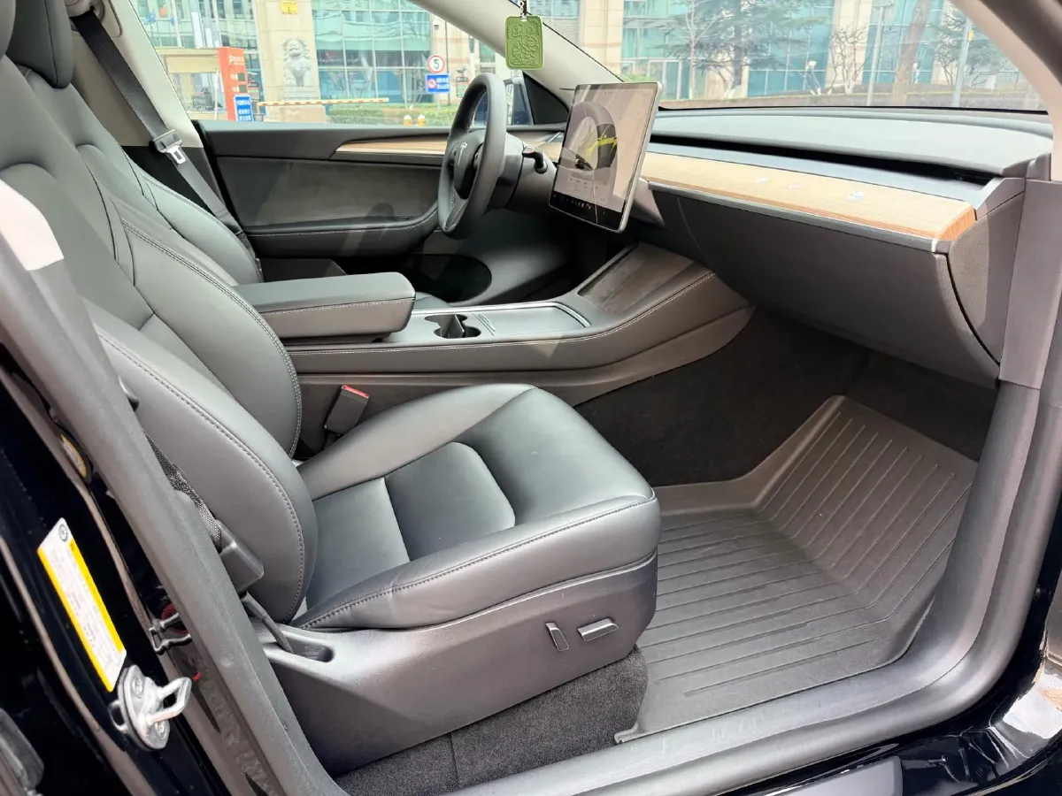 2022 Tesla Model Y BEV 60KWH,autocango,china used car exporter,china ev exporter,chinese used car exporter,chinese used ev exporter