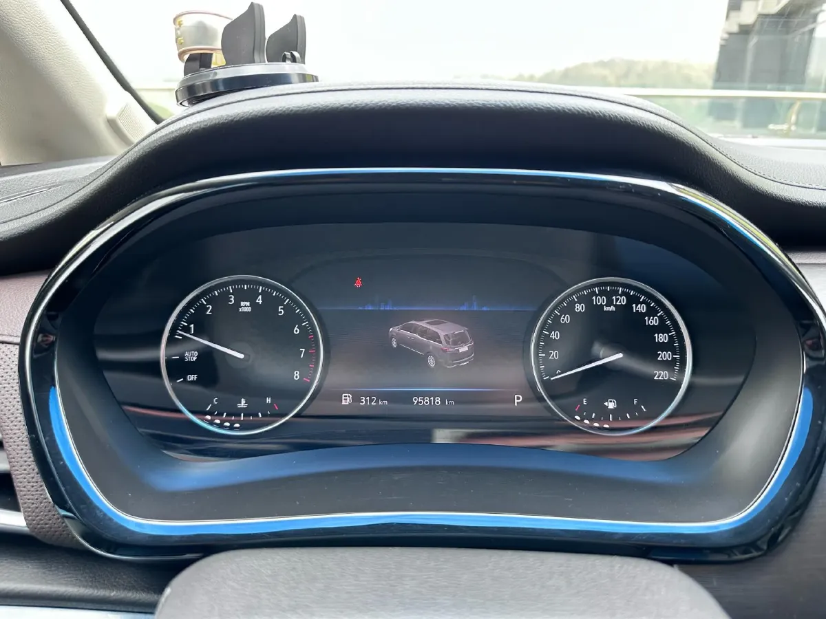 2022 Buick GL8 2.0T 237HP L4 9AT,autocango,china used car exporter,china ev exporter,chinese used car exporter,chinese used ev exporter