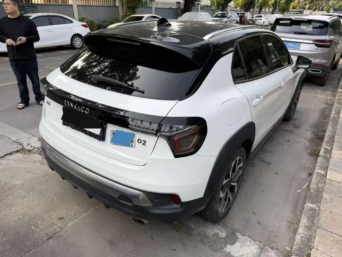 2018 Toyota C-HR 2.0L 171HP L4 CVT,autocango,china used car exporter,china ev exporter,chinese used car exporter,chinese used ev exporter