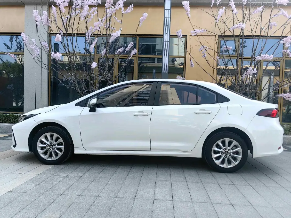 2021 Toyota Corolla 1.2T 116HP L4 CVT,autocango,china used car exporter,china ev exporter,chinese used car exporter,chinese used ev exporter