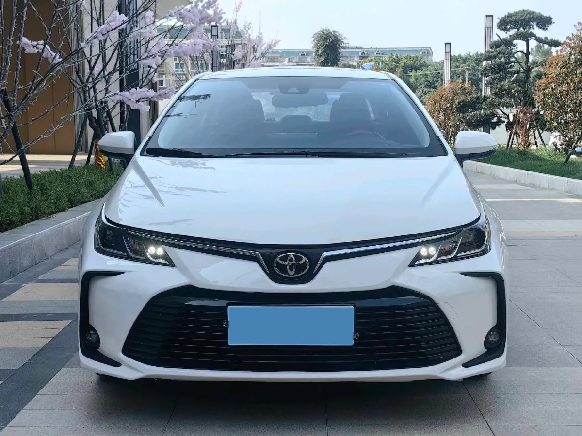 2021 Toyota Corolla 1.2T 116HP L4 CVT,autocango,china used car exporter,china ev exporter,chinese used car exporter,chinese used ev exporter