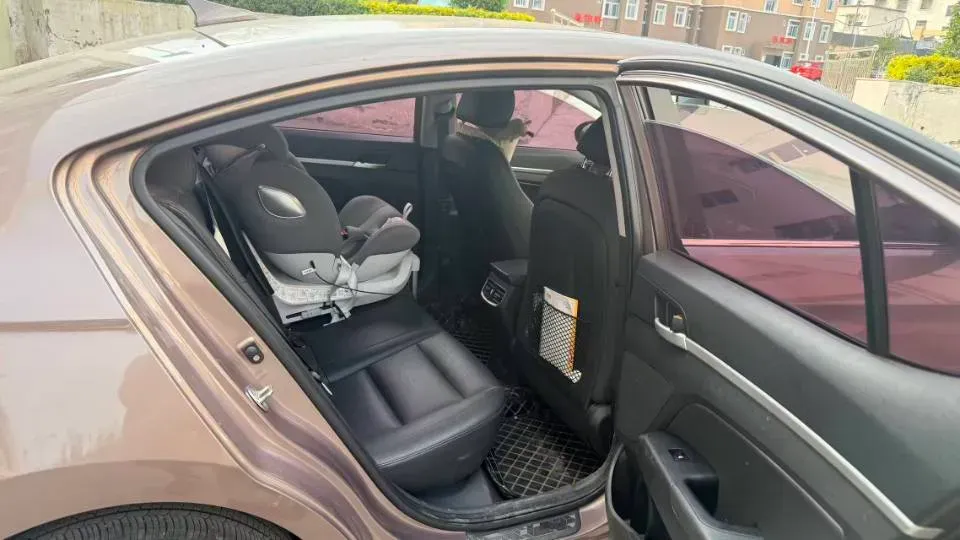 2016 Hyundai Elantra 1.6L 130HP L4 6AT,autocango,china used car exporter,china ev exporter,chinese used car exporter,chinese used ev exporter