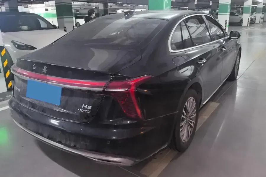 2023 HongQi H5 1.5T 169HP L4 7DCT,autocango,china used car exporter,china ev exporter,chinese used car exporter,chinese used ev exporter