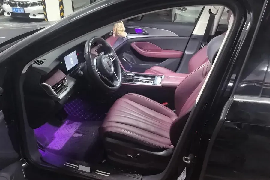 2023 HongQi H5 1.5T 169HP L4 7DCT,autocango,china used car exporter,china ev exporter,chinese used car exporter,chinese used ev exporter